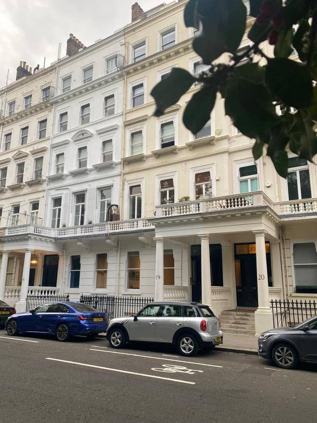 Spare room on Queen's Gate Main Photo