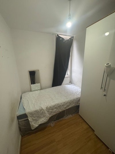 ✨ 🛌 Single Room to Let in- Vauxwall Main Photo