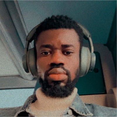 Professional Male seeks a double room Main Photo