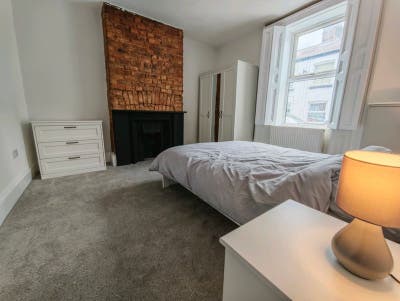 🏠 Newly redecorated cosy house in Macclesfield  Main Photo