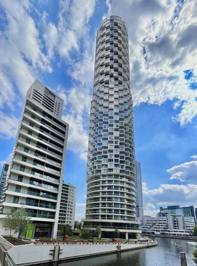 Luxury Large Apartment, One Park Drive-CanaryWharf Main Photo