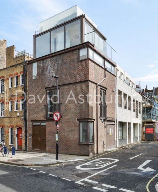 Luxurious Bloomsbury House with Roof Terrace Main Photo