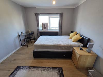 🌿 Rooms Available with Garden Access Main Photo