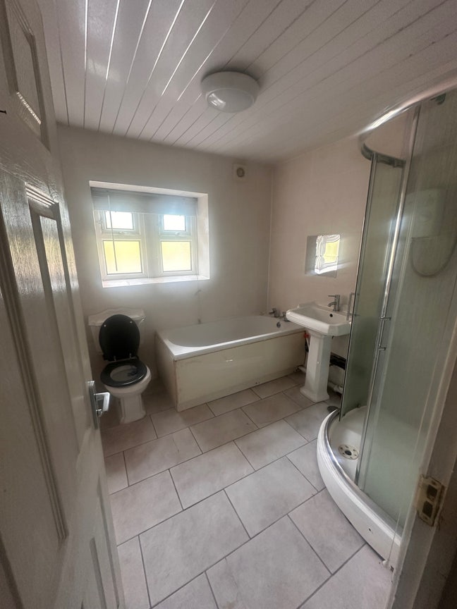 3 Bed Terraced house  Main Photo