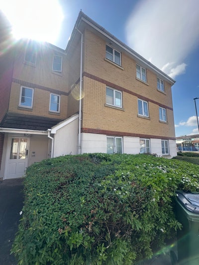 2 bed flat available  Main Photo