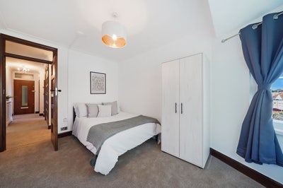 😍Clean, Modern💗All-Fem💗2 Min to Osterley St🚆 Main Photo