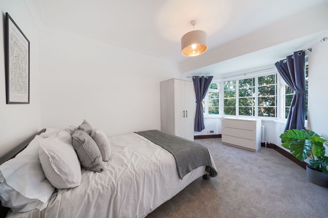 😍Clean, Modern💗All-Fem💗2 Min to Osterley St🚆 Main Photo