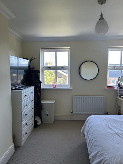 2x Large double bedrooms, mid - end May move in!  Main Photo