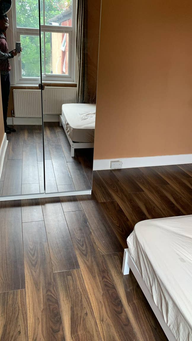 Modern Double Room near Thornton Heath Bus Garage Main Photo