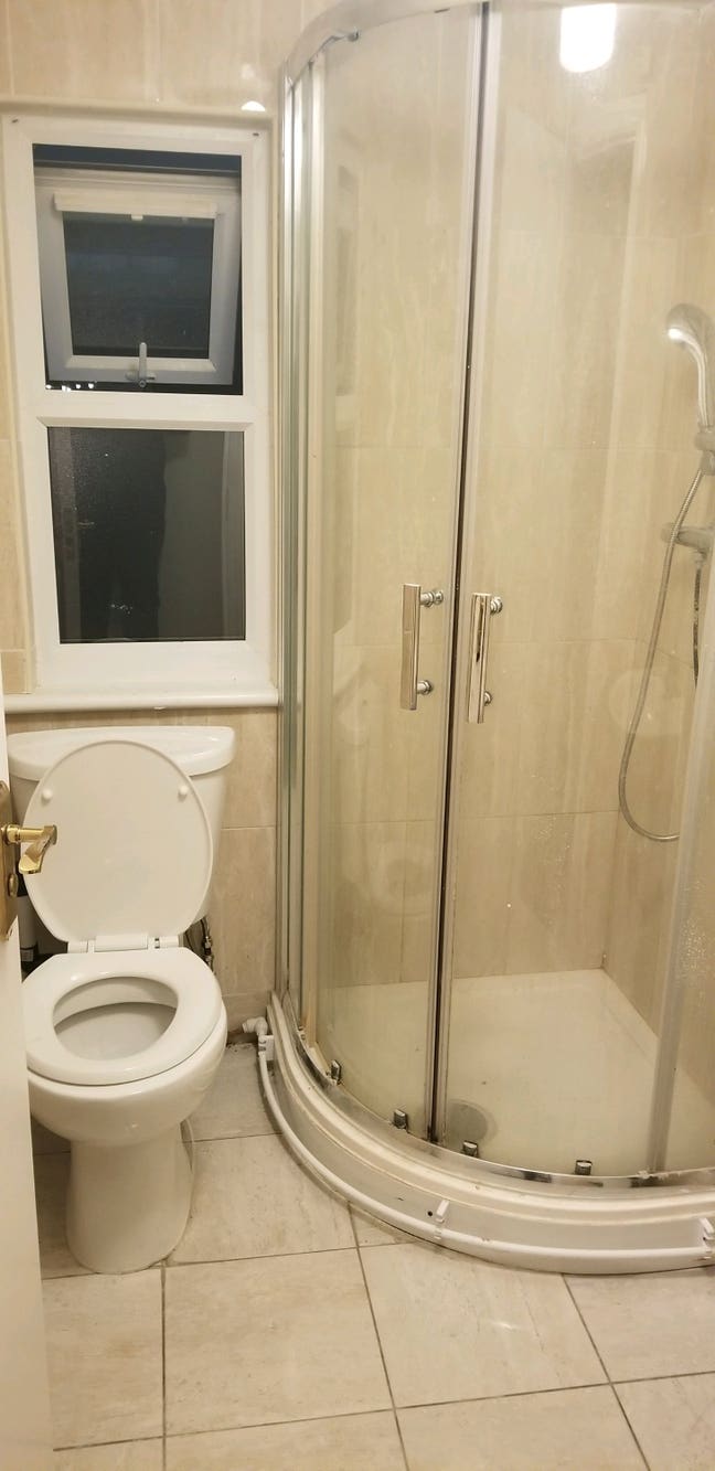 3 Bed 1st Floor Flat Near SevenSisters & Haringey  Main Photo