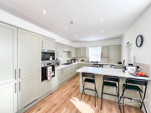 Salford house share — feel at home from day one Main Photo