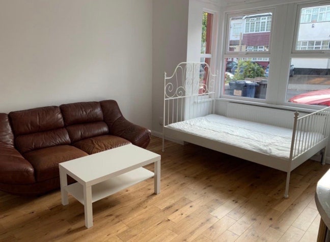 Extra Large En-Suite Room Main Photo