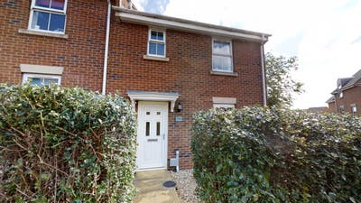 Bills Included - Modern Student House Near Uwe Main Photo