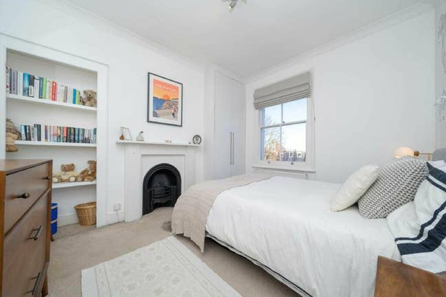 Double bedroom, ensuite, furnished, 3 bed Putney.  Main Photo