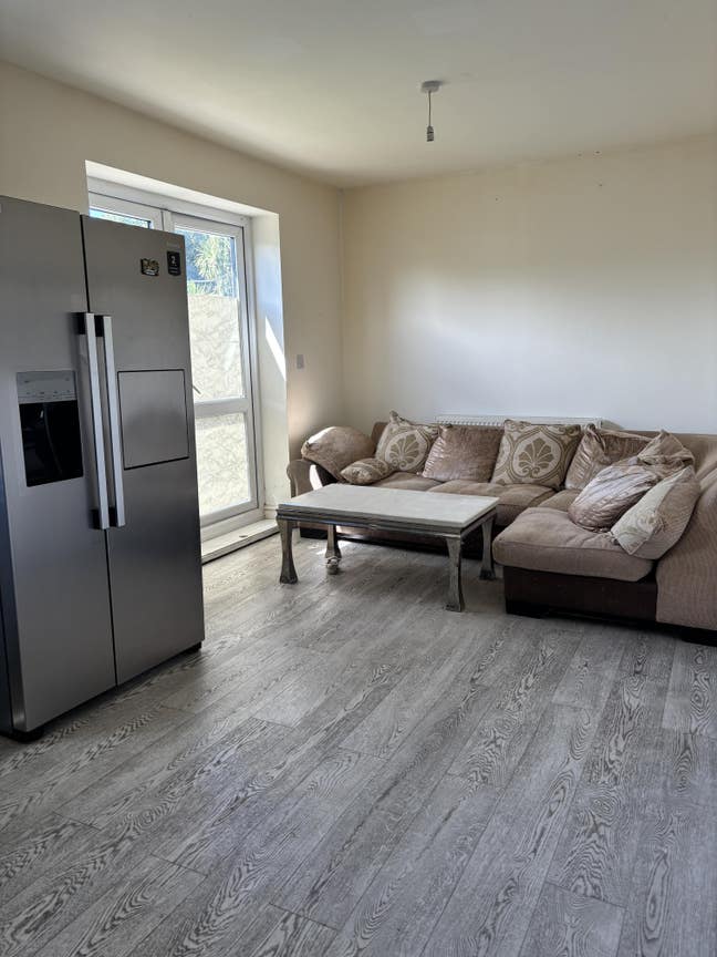 Double room available for two persons. Main Photo