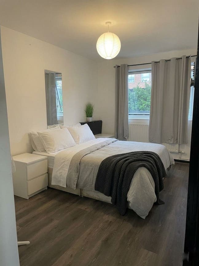 Newly refurbished rooms | Near Tower Bridge!! Main Photo