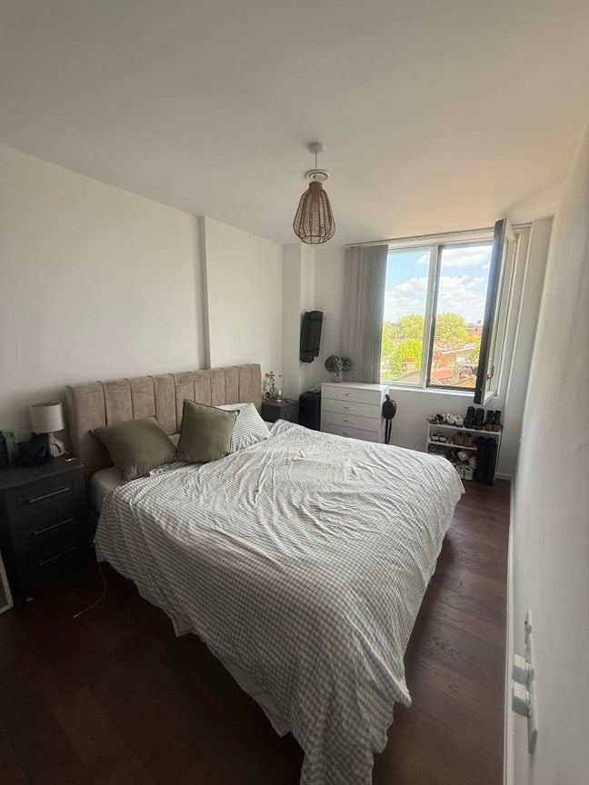 Spacious Couples Room in London Fields! Main Photo