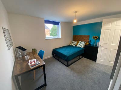 CV1 2DJ St Georges Rd – Premium ensuite Room Main Photo