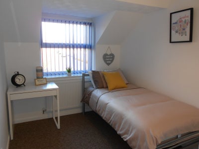 * Looking for quality accommodation? * Main Photo