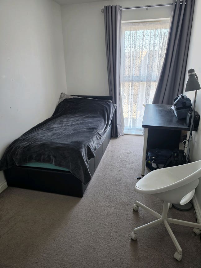 Room for rent Main Photo