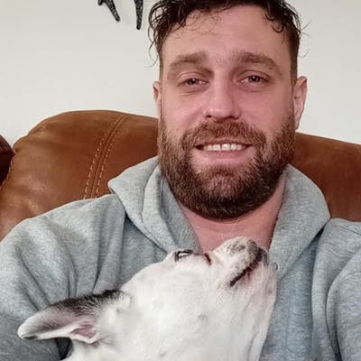 Just looking for a new place to begin my new ... Main Photo