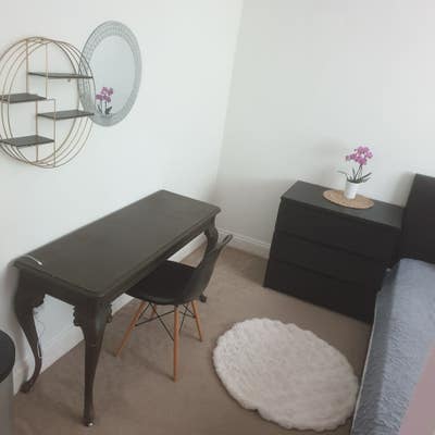 Double room Hounslow Main Photo