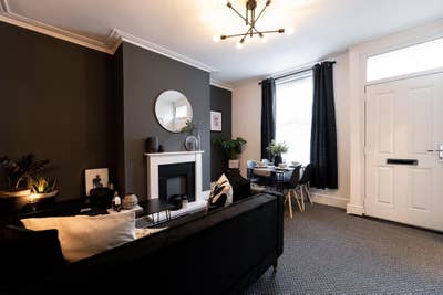 Room to rent in 2 bed house Main Photo