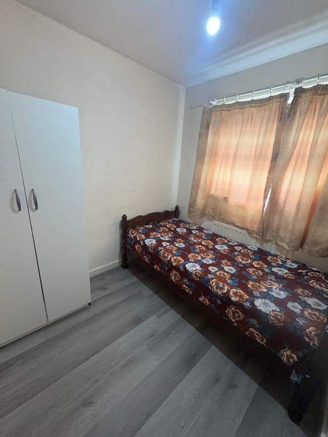 🏡 Single Room Available in Dagenham RM9 Main Photo