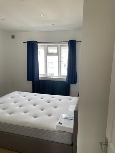 Fully Furnished Flat in Acton Main Photo