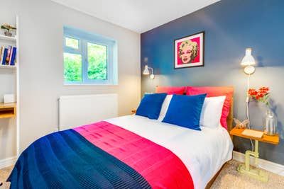 Ensuite rm in young prof Newbury houseshare 🏡  Main Photo