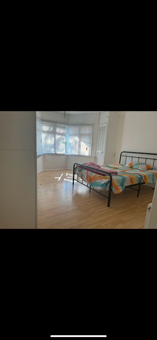 Double bedroom Main Photo