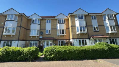 Spacious double room in Bermondsey Main Photo