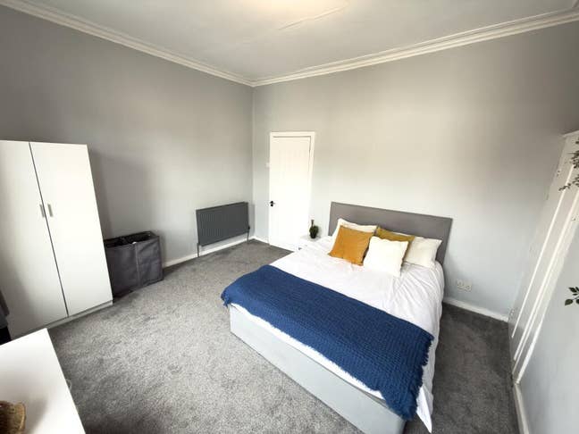 Double bedroom Main Photo