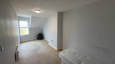 DSS - Studio Flat Available in Beckenham BR3 Main Photo
