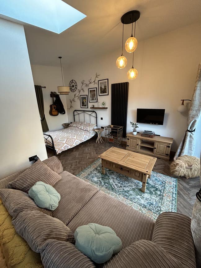 1 bed annexe with ensuite  Main Photo