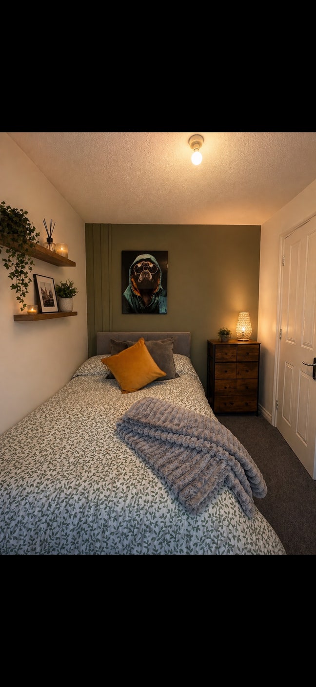 Double Bedroom, in a lovely maisonette available  Main Photo