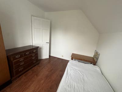 Very nice comfort Single room available  Main Photo