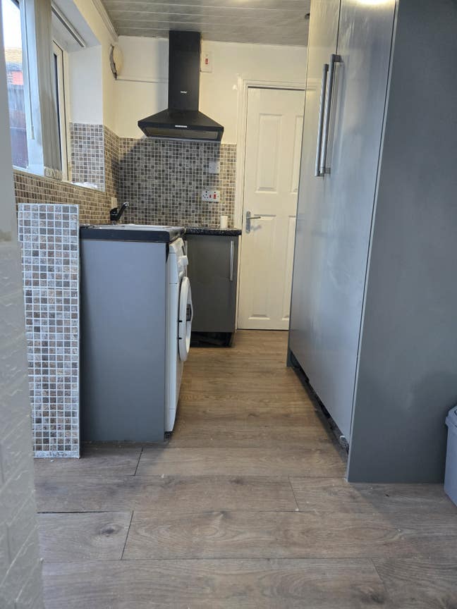 1 Bedroom Ground Floor Flat Main Photo