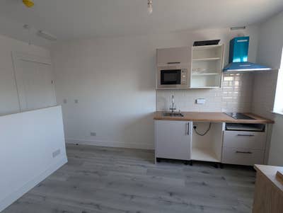 Brand New Rooms - 5Mins to Stockport Train Station Main Photo