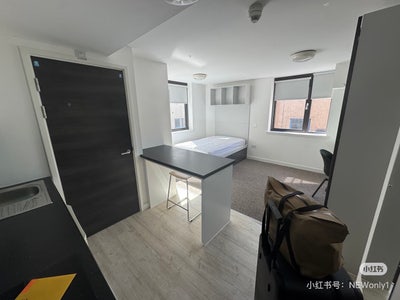 Deluxe 28square Studio | May 31-Aug 28|Full sun  Main Photo