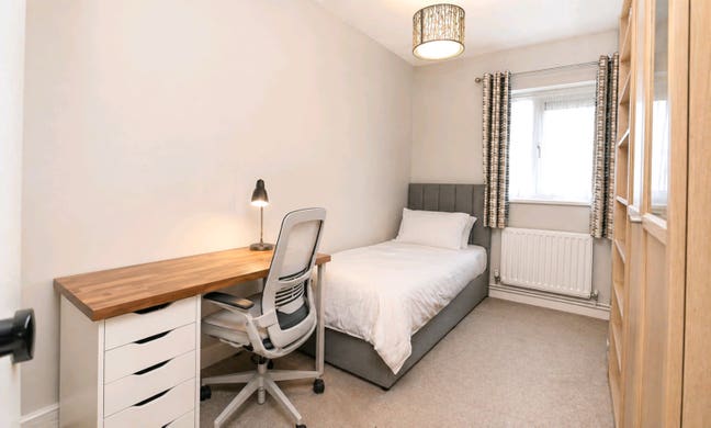 Single nice room Main Photo