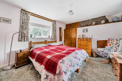 Double Room in Cosy Cottage Main Photo