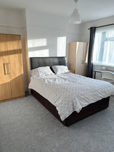 Spacious Rooms in Woodside Park | All Bills Incl. Main Photo