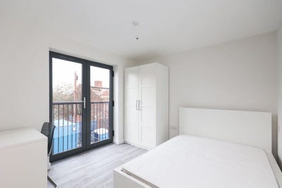 Modern Ensuite Rooms – Bills Included - S3 Main Photo