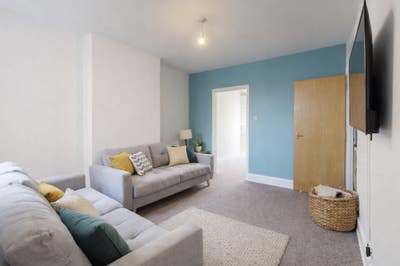 1 room available in 5 Bed Student House Main Photo