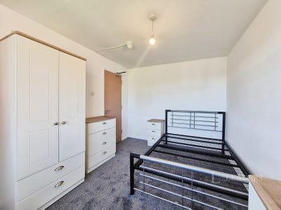 **Double En- Suite Room Available for Immediate Oc Main Photo