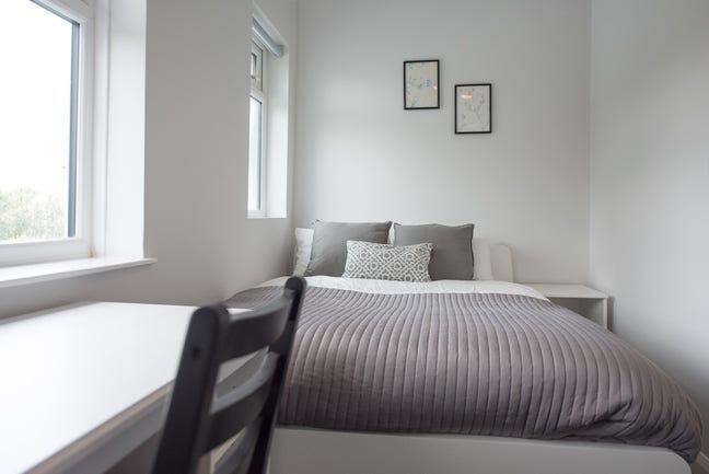 *Double En- Suite Room Available for Immediately* Main Photo