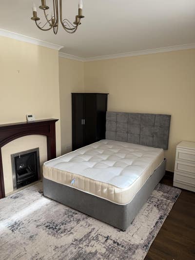 Fully Furnished Room to Let Main Photo