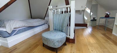 Beautiful refurbished spacious room with view  Main Photo