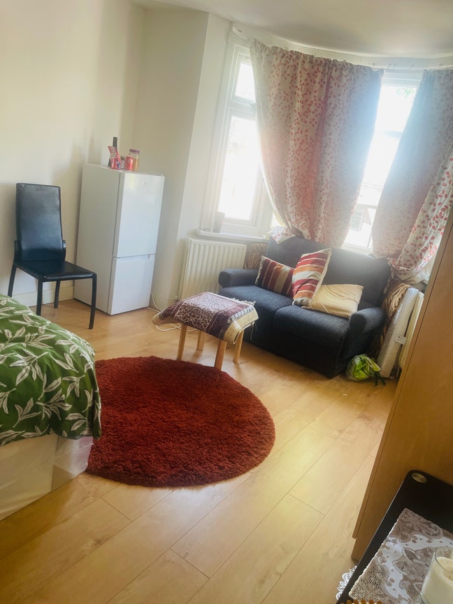 Double room is available  Main Photo